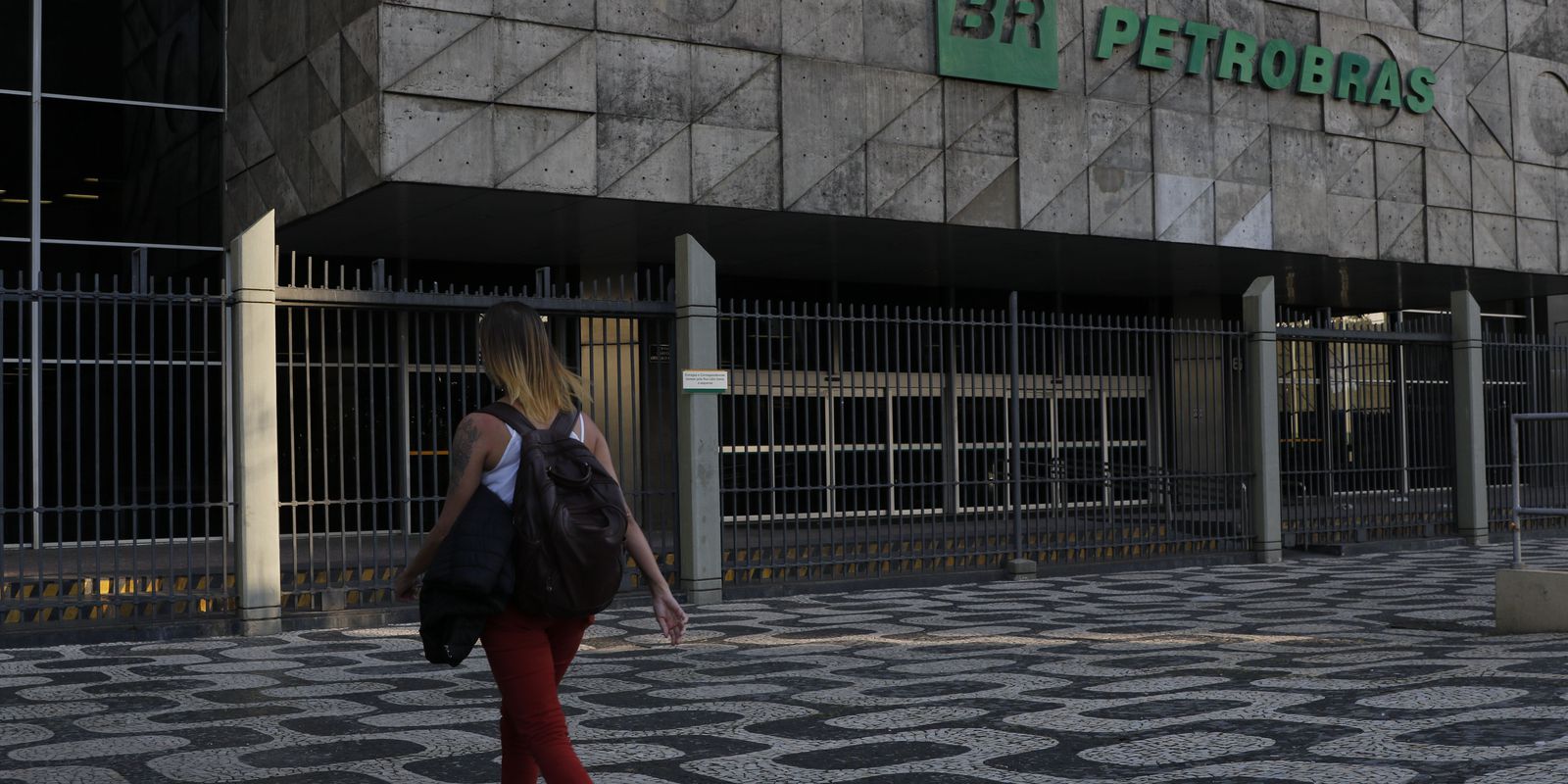 Petrobras anuncia primeira gasolina carbono neutro no Brasil