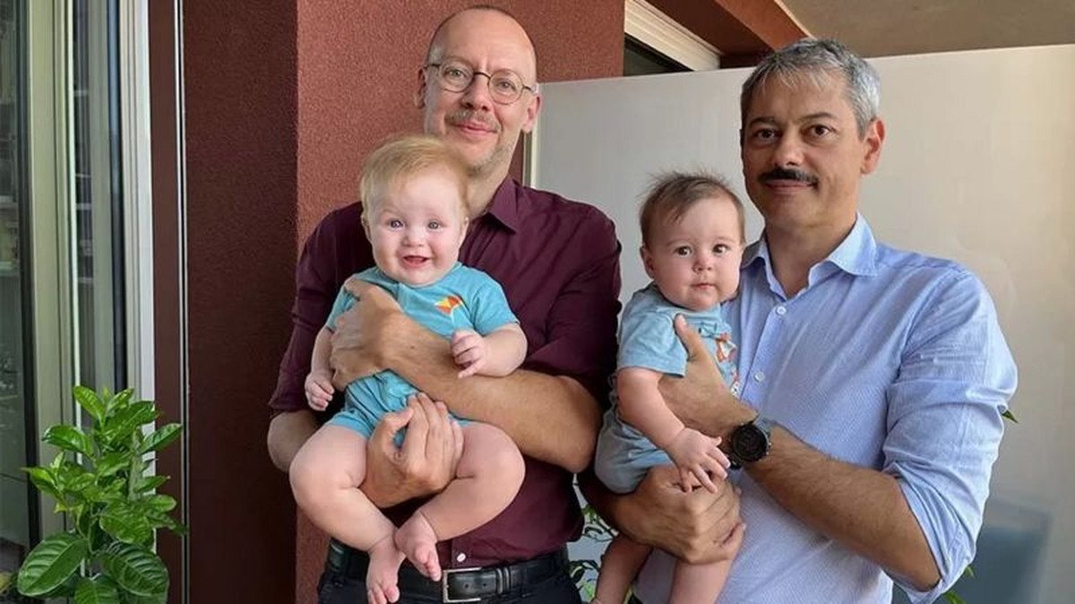 'Estamos sob ataque': como a vida está mudando para casais gays na Itália