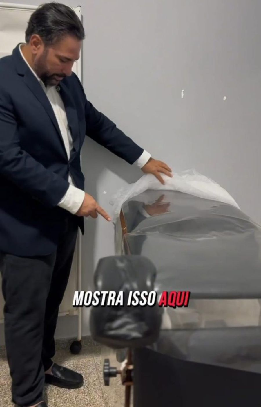 Vereador Marcos Combate denuncia situação precária na maternidade municipal