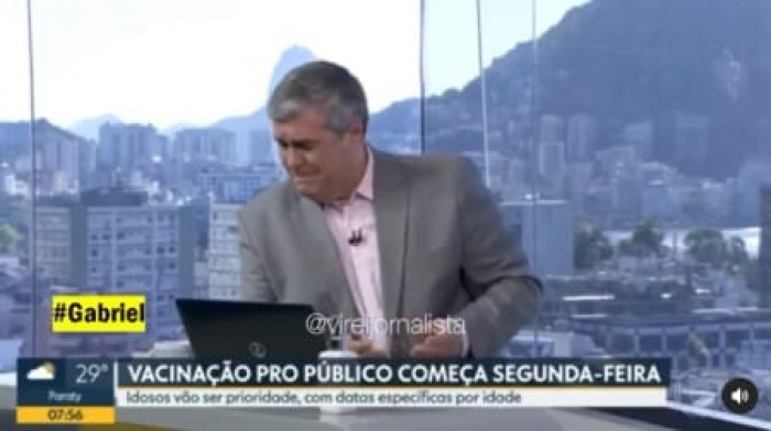 Jornalista da Globo chora ao noticiar início da vacinação da covid 